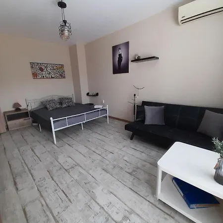 Apartment Lefterov's Guests